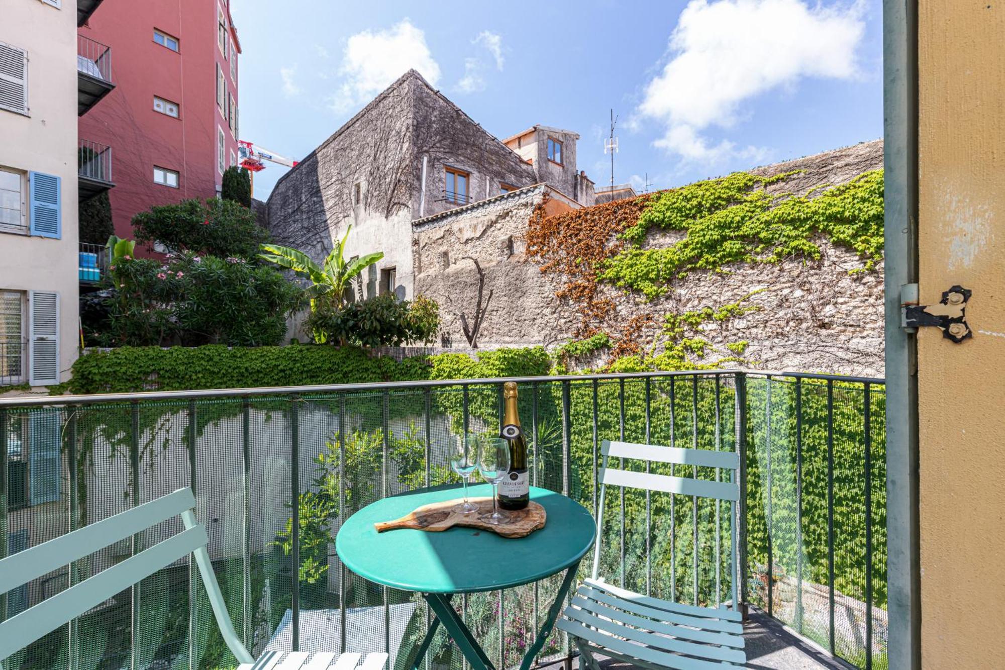 2 Bdrs & Parking In The Old Town ! Apartment Nice Exterior photo